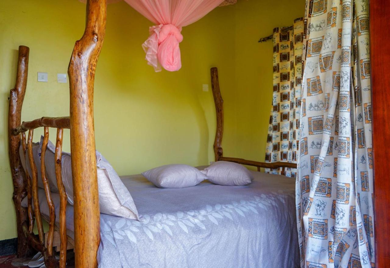 Lake Nyamirima Cottages Fort Portal Extérieur photo