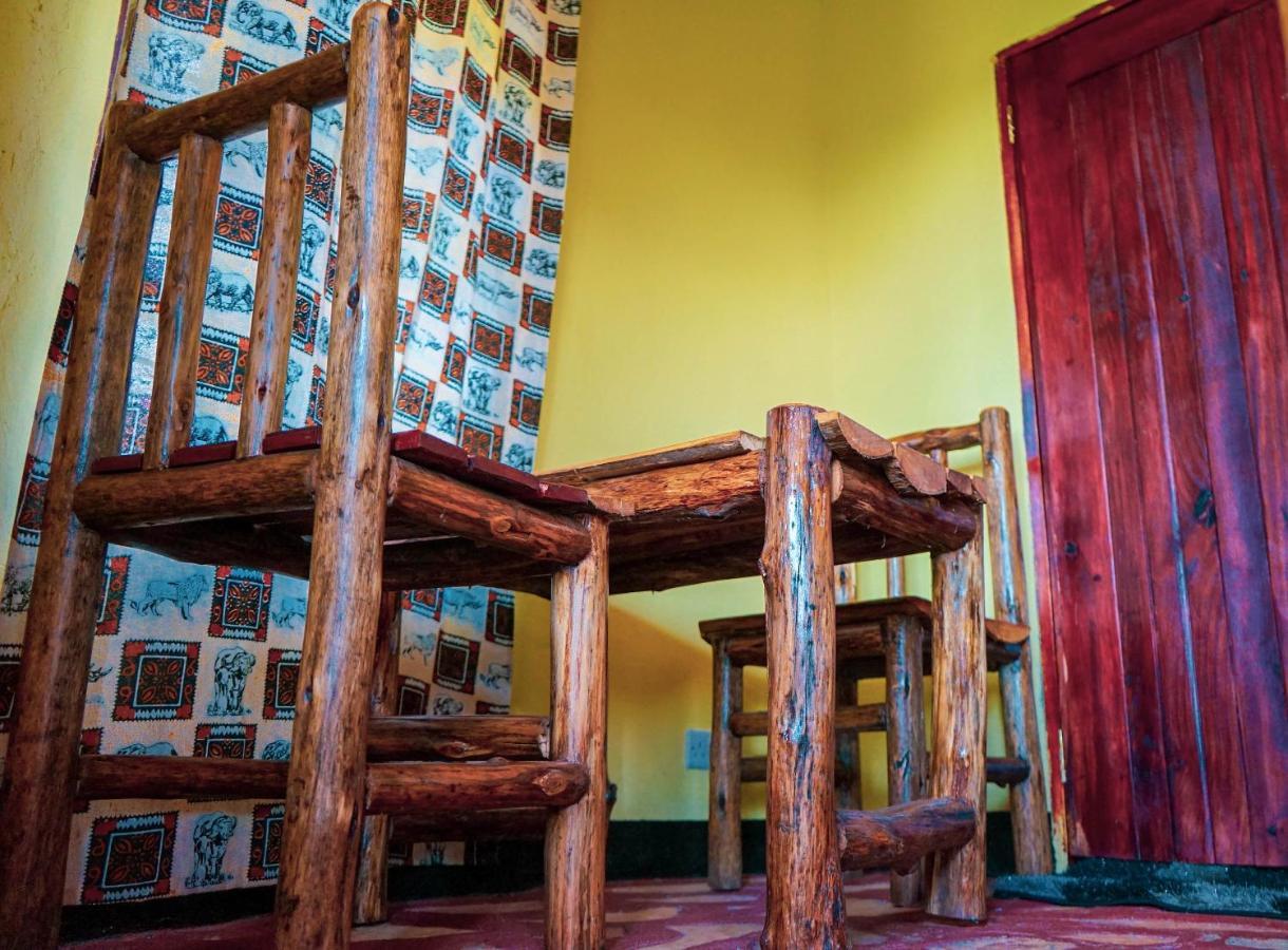 Lake Nyamirima Cottages Fort Portal Extérieur photo